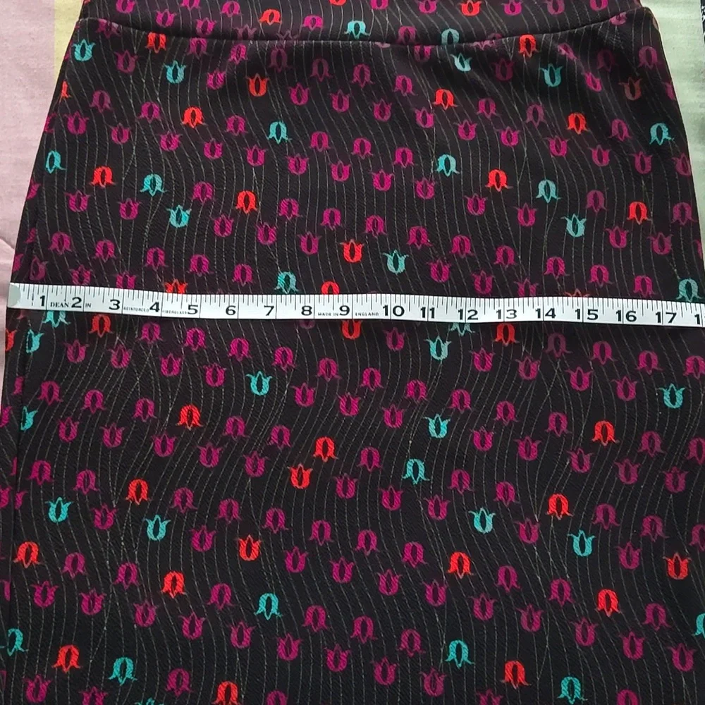 Two LuLaRoe Cassie skirts - Picture 12 of 15